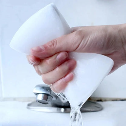 Magic melamine cleaning sponge