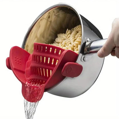 Clip-on pot strainer