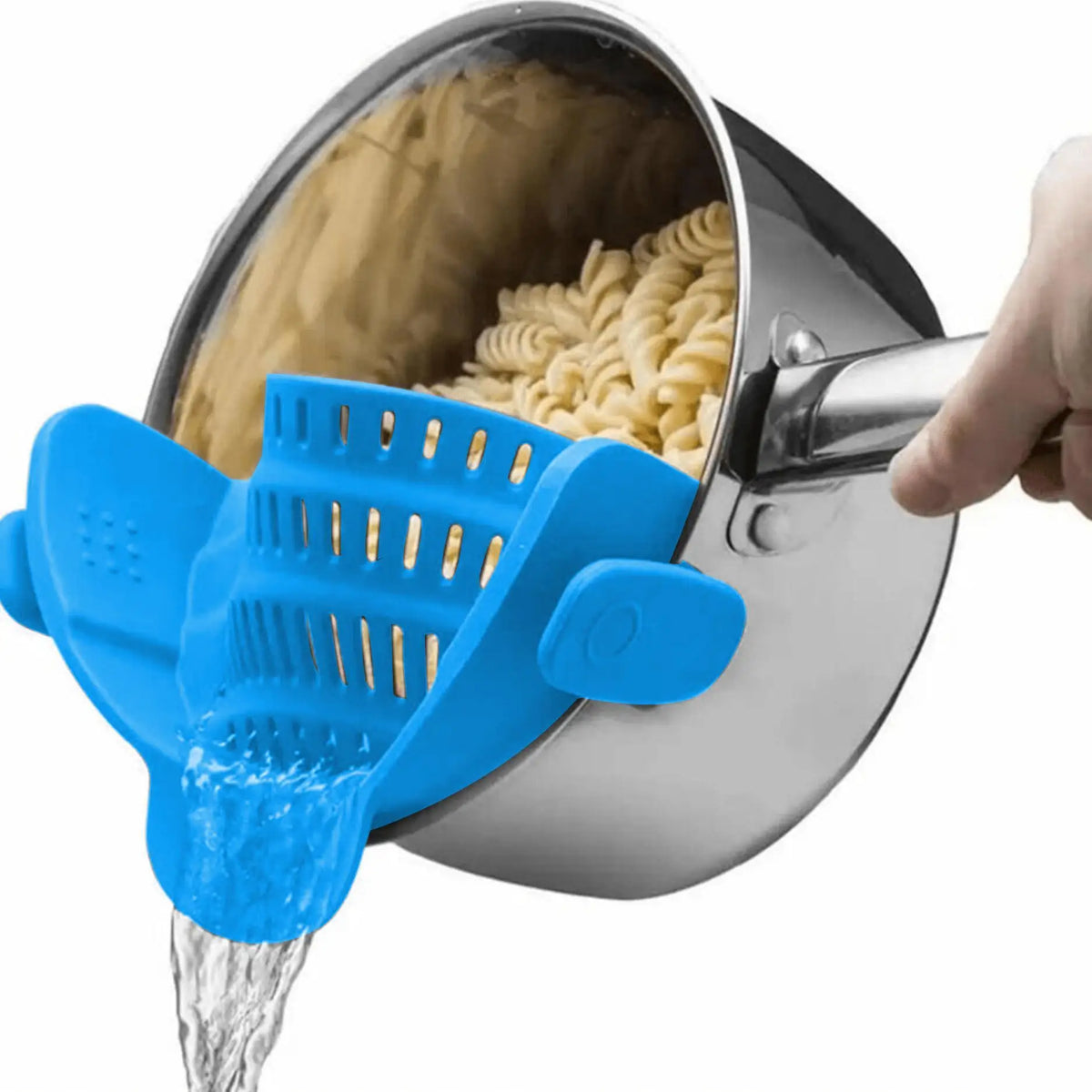 Clip-on pot strainer